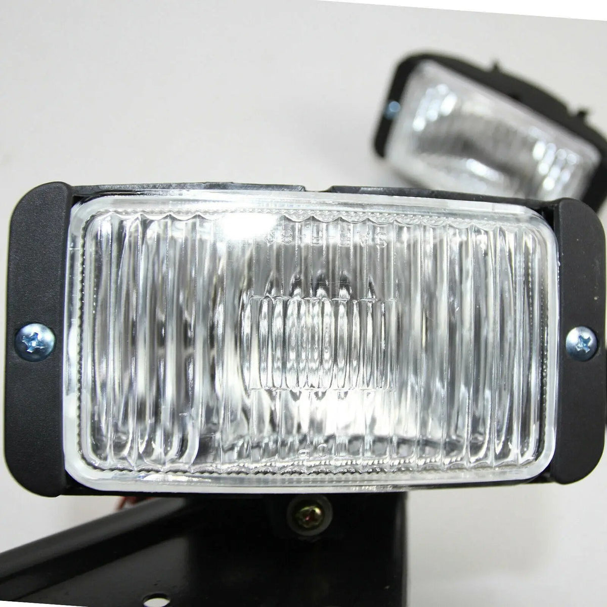 Front Fog Lights Lamps for 1988-1999 Chevrolet C1500 Left and Right Side